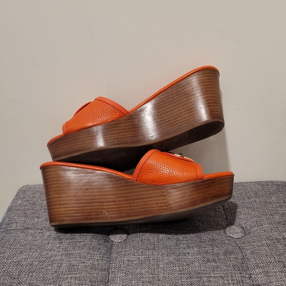 Tory burch wedge sandals - Picture 3 of 4